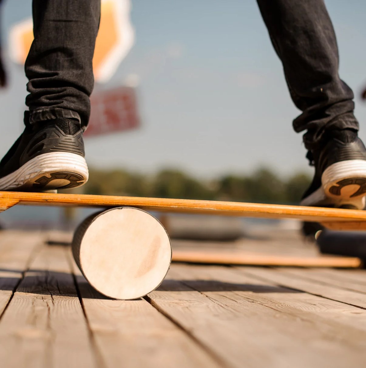 Balance Board Wobble - 確かに子供用木製ロッカー ヨガバランスボードトレーナー ホームエクササイズ ウエストフィットネス ウォブルボード ボディビルディング