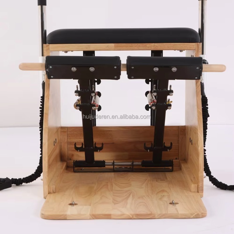 YTYIN製、安定感のあるオーク材を使用した、深めのストレッ - Pilates Chair Wunda のレビューと価格